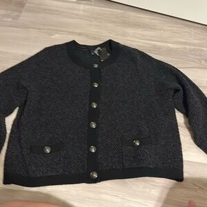 Brand new with tags torrid sweater excellent quality very versatile